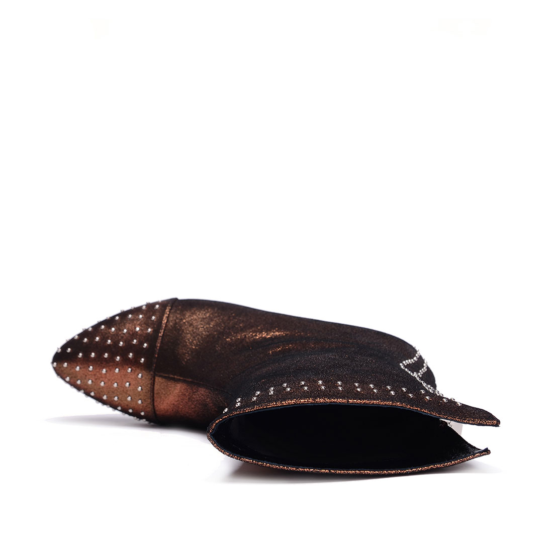 [杰克玛莉]欧美风铆钉意大利进口牛皮短靴(单)(尺码标准)
编号：A0205O1A98