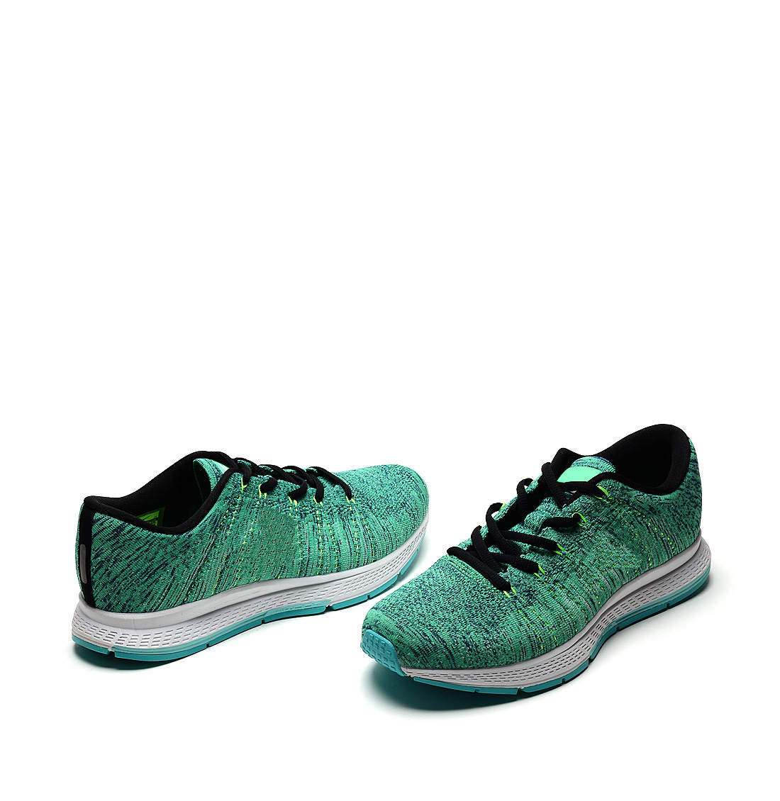 [HKAU]运动风简约织物运动鞋(尺码标准)
编号:A3537K1A77
