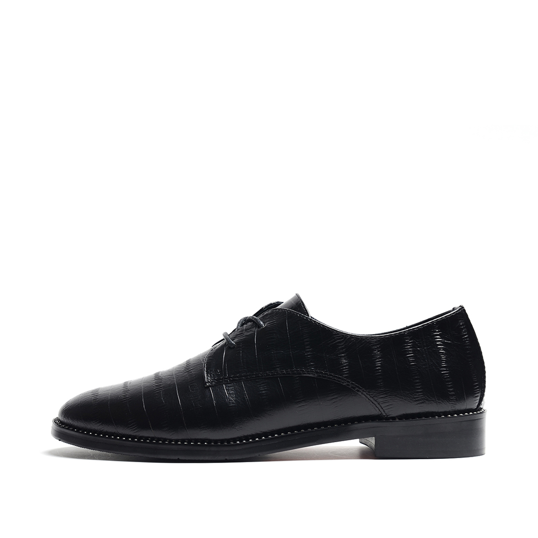 [RedLoafer]欧美风水钻羊皮革单鞋(尺码标准)
编号：A3856D1A76
